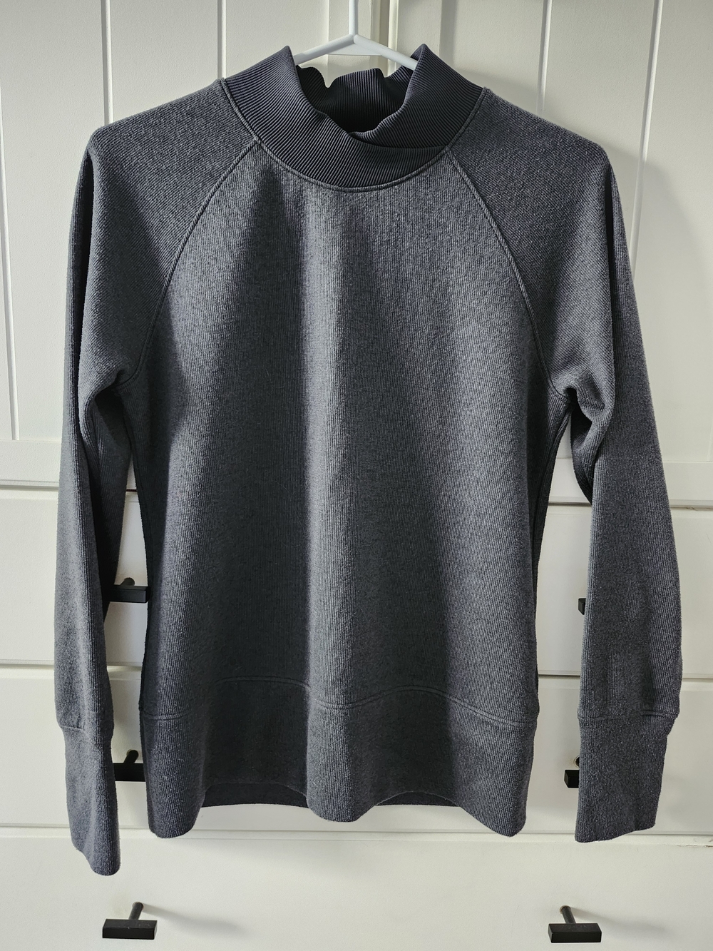 Under Armour Women's Dark Gray Mock Neck Sweatshirt